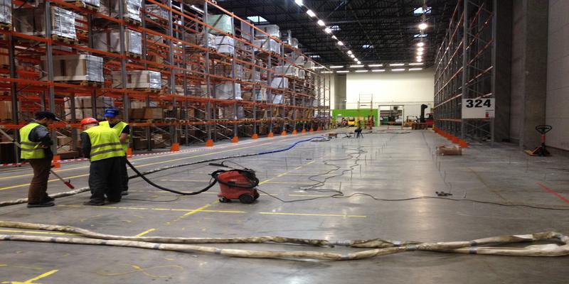 Wpływ załamania na wydajność pracy magazynów i produkcji: jak technologie Groundtek wspierają ciągłość działalności biznesowej