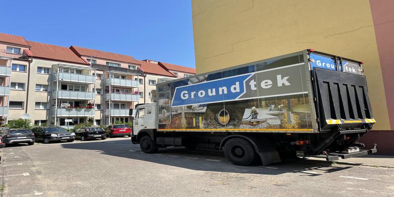 Korzyści współpracy z Groundtek w zakresie nieruchomości: łatwość komunikacji, przejrzysty budżet i szybkie wsparcie.