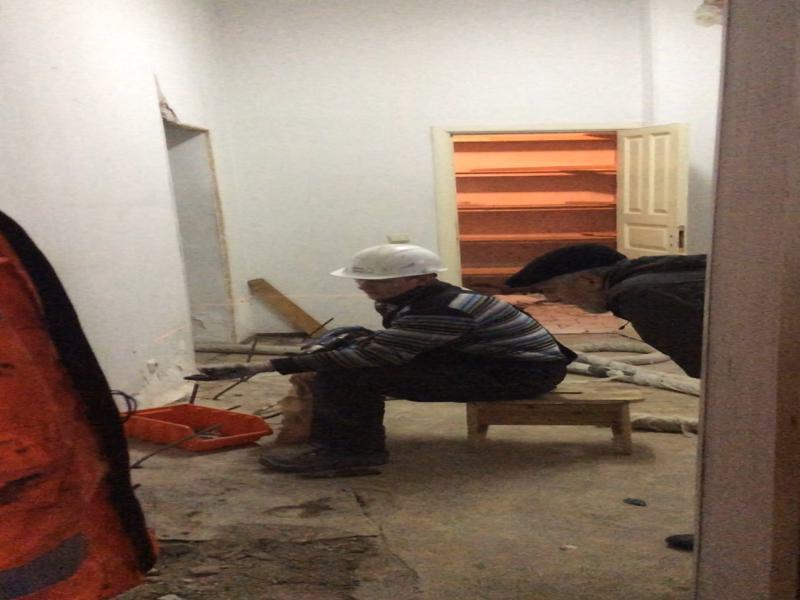 pęknięcia w ścianach